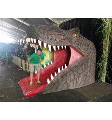 CABEZA DINOSAURIO GIGANTE