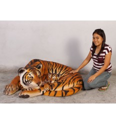 TIGER WITH CUB