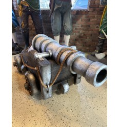 PIRATE CANNON WITH WHEELS