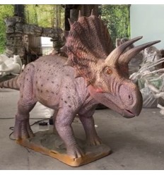 RÉPLICA ANIMATRÓNICA DE TRICERATOPS REALISTA