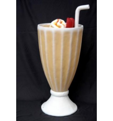 BANANA MILKSHAKE