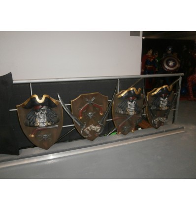 ESCUDOS PIRATA SURTIDOS