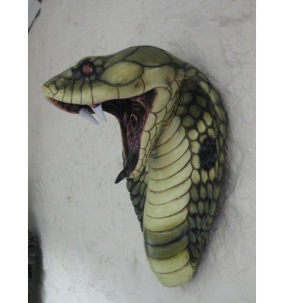 CABEZA SERPIENTE COBRA VERDE